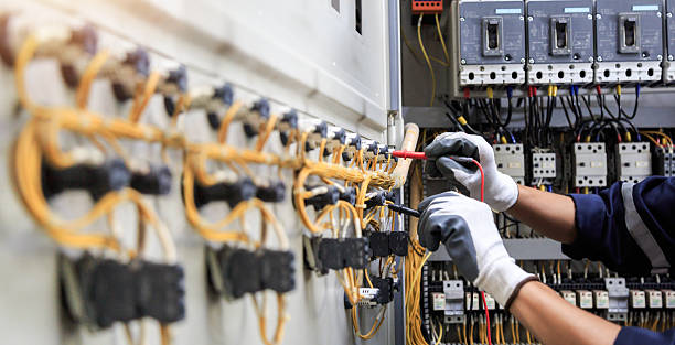 Professional Electrician technician working in O'Fallon, MO